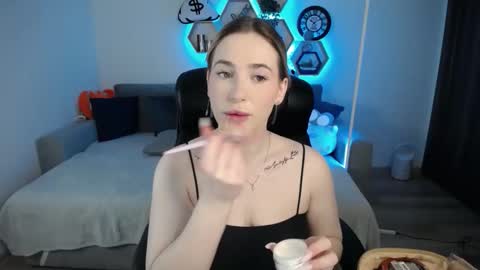 Sabrina Violet online show from 10, 3, 2025