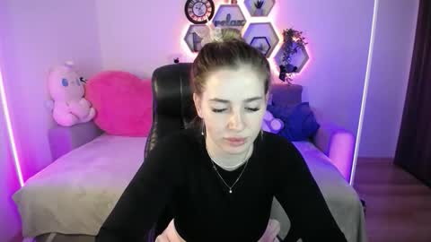 Sabrina Violet online show from 3, 4, 2026