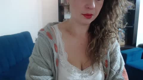 sacrletardiente online show from 15, 9, 2025