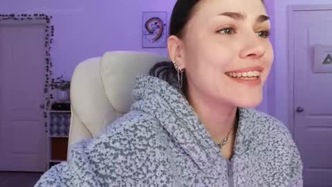 Snapshot of sadierenee96 chatting on 17, 10, 2025 Sadie Renee  online show from 17, 10, 2025