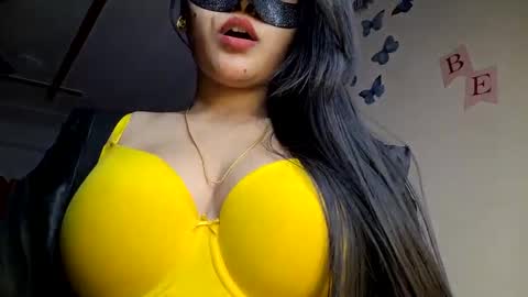 Snapshot of sahani2208 chatting on 4, 2, 2025 Queen Archana online show from 4, 2, 2025