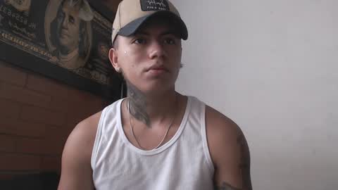 Snapshot of sahara_n_thiago chatting on 13, 1, 2025 Sahara y Thiago online show from 13, 1, 2025