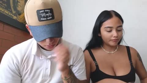 Snapshot of sahara_n_thiago chatting on 2, 2, 2025 Sahara y Thiago online show from 2, 2, 2025