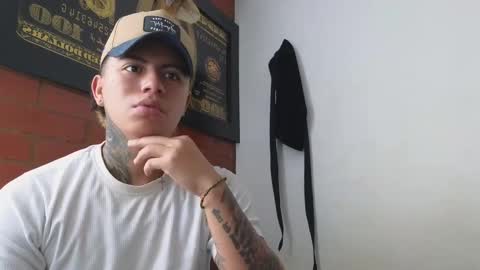 Snapshot of sahara_n_thiago chatting on 11, 2, 2025 Sahara y Thiago online show from 11, 2, 2025