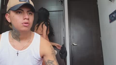 Snapshot of sahara_n_thiago chatting on 15, 2, 2025 Sahara y Thiago online show from 15, 2, 2025