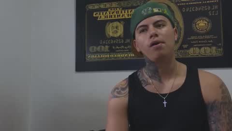 Snapshot of sahara_n_thiago chatting on 7, 10, 2025 Sahara y Thiago online show from 7, 10, 2025