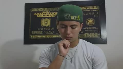 Snapshot of sahara_n_thiago chatting on 10, 10, 2025 Sahara y Thiago online show from 10, 10, 2025