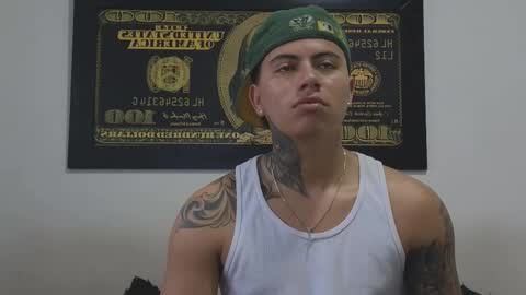 Snapshot of sahara_n_thiago chatting on 20, 10, 2025 Sahara y Thiago online show from 20, 10, 2025