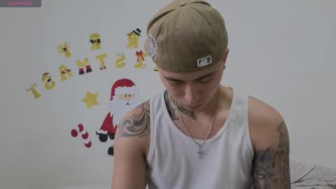 Snapshot of sahara_n_thiago chatting on 5, 12, 2025 Sahara y Thiago online show from 5, 12, 2025