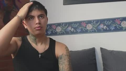 Sahara y Thiago online show from 7, 4, 2026