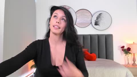 Snapshot of saharagarcia chatting on 19, 2, 2025 Sahara Garcia online show from 19, 2, 2025