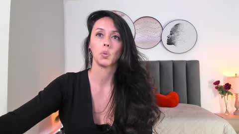 Snapshot of saharagarcia chatting on 19, 2, 2025 Sahara Garcia online show from 19, 2, 2025