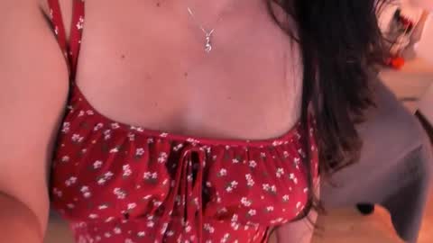 Snapshot of saharagarcia chatting on 29, 9, 2025 Sahara Garcia online show from 29, 9, 2025