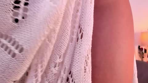 Snapshot of saharagarcia chatting on 2, 10, 2025 Sahara Garcia online show from 2, 10, 2025