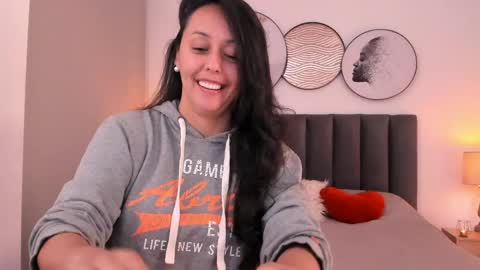 Sahara Garcia online show from 14, 5, 2026