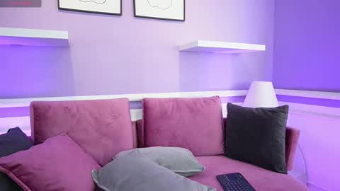 Snapshot of saharakramer chatting on 8, 3, 2025 saharakramer online show from 8, 3, 2025