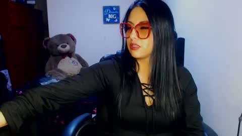 Karina online show from 4, 10, 2025