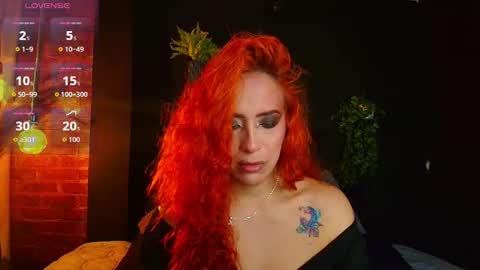 Snapshot of sahra_tayl0r_ chatting on 20, 10, 2025 SARA online show from 20, 10, 2025