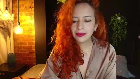 Snapshot of sahra_tayl0r_ chatting on 29, 10, 2025 SARA online show from 29, 10, 2025