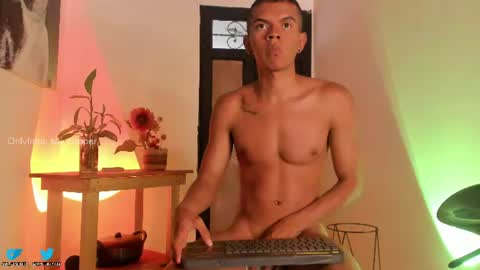 Snapshot of sai_cooper chatting on 24, 6, 2026 sai online show from 24, 6, 2026