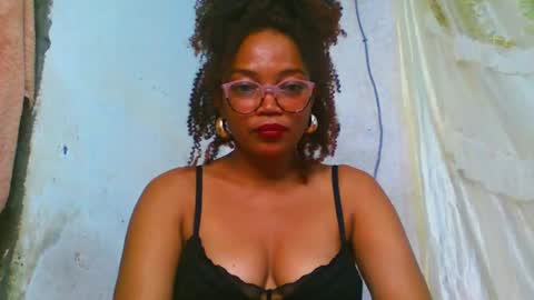 Snapshot of saida472627 chatting on 8, 8, 2026 saida472627 online show from 8, 8, 2026