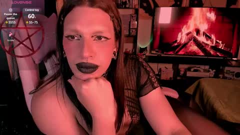 Snapshot of sailorbunnystar chatting on 4, 3, 2025 Rose online show from 4, 3, 2025