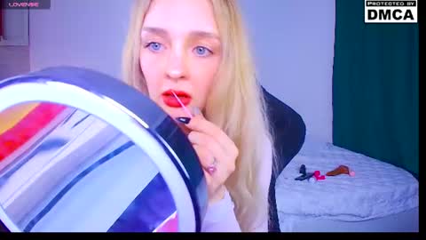 Snapshot of sailormoon666_ chatting on 15, 6, 2026 Sofia online show from 15, 6, 2026