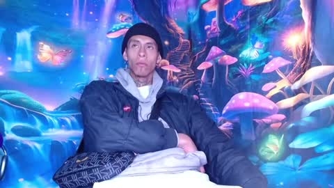 saint boy online show from 12, 1, 2025