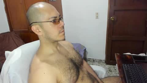 Snapshot of saintedy01 chatting on 10, 9, 2025 saintedy01 online show from 10, 9, 2025