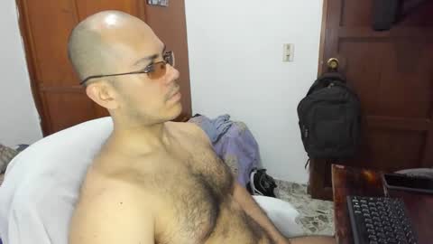 Snapshot of saintedy01 chatting on 8, 10, 2025 saintedy01 online show from 8, 10, 2025