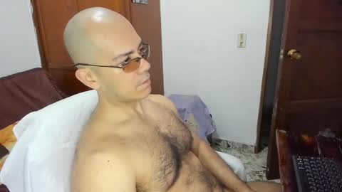 Snapshot of saintedy01 chatting on 19, 10, 2025 saintedy01 online show from 19, 10, 2025