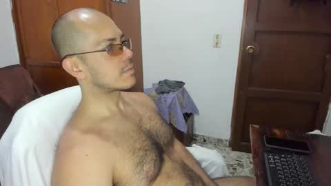 Snapshot of saintedy01 chatting on 21, 11, 2025 saintedy01 online show from 21, 11, 2025