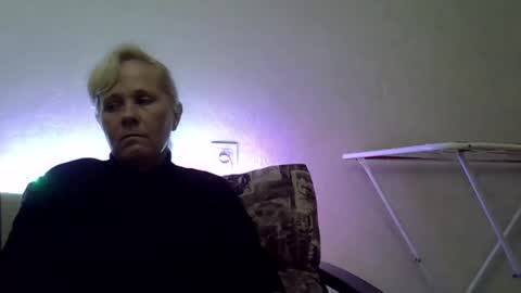 Snapshot of sakura_blonde chatting on 17, 12, 2024 sakura_blonde online show from 17, 12, 2024