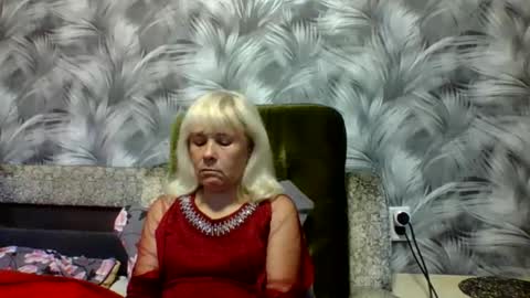 Snapshot of sakura_blonde chatting on 4, 11, 2025 sakura_blonde online show from 4, 11, 2025