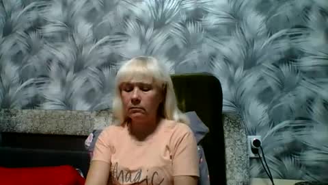 sakura_blonde online show from 5, 11, 2025