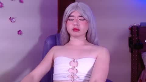 Snapshot of sakuraa_9 chatting on 6, 10, 2025 saku online show from 6, 10, 2025