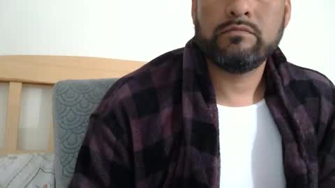 sal cumplaciente online show from 10, 4, 2026