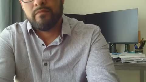 sal cumplaciente online show from 19, 5, 2026