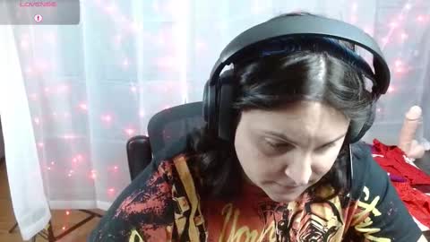 salacious_bunny online show from 21, 11, 2025