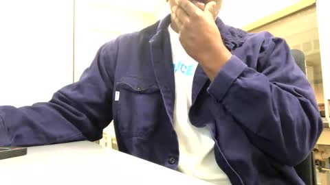 Snapshot of salgozzi chatting on 1, 10, 2025 Cum Hanks online show from 1, 10, 2025