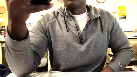 Snapshot of salgozzi chatting on 31, 10, 2025 Cum Hanks online show from 31, 10, 2025