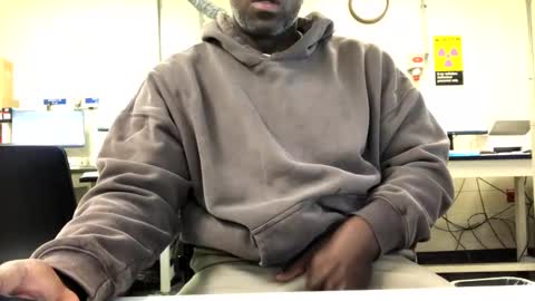 Snapshot of salgozzi chatting on 2, 11, 2025 Cum Hanks online show from 2, 11, 2025