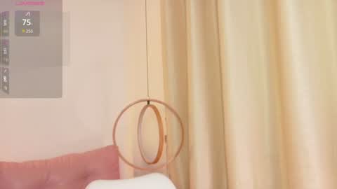 Snapshot of sally_azmani_ chatting on 22, 6, 2026 Silvia online show from 22, 6, 2026