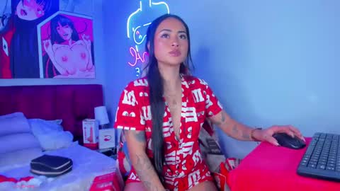 Snapshot of sallybrown_ chatting on 15, 9, 2025 miss Sally online every night from 1am to 8am  Colombia time online show from 15, 9, 2025