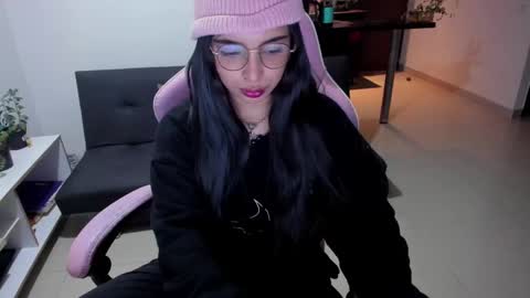 sallymaddoxx online show from 4, 3, 2025