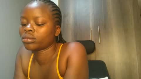 Snapshot of sallysasha254 chatting on 10, 12, 2024 sallysasha254 online show from 10, 12, 2024