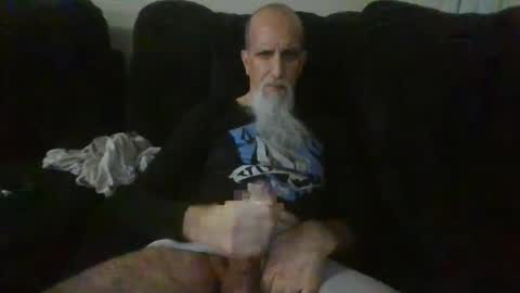 Snapshot of salmongino69 chatting on 27, 1, 2025 GINO online show from 27, 1, 2025