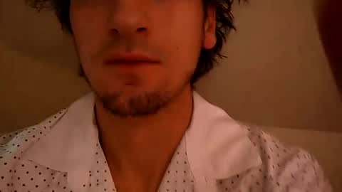 Snapshot of salmonman1305 chatting on 2, 1, 2025 salmonman1305 online show from 2, 1, 2025