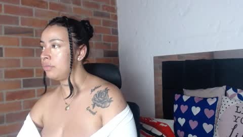 Snapshot of salome__palmer chatting on 25, 5, 2026 online show from 25, 5, 2026