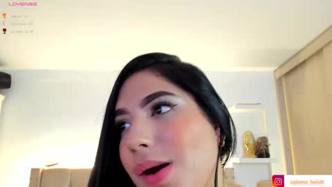 Snapshot of salome_heistt chatting on 18, 2, 2025 sara online show from 18, 2, 2025